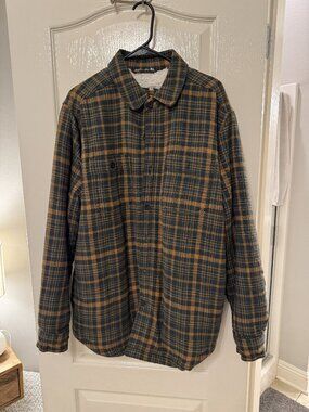 Grove & Hollow Sherpa‑Lined Flannel Jacket (Size L)